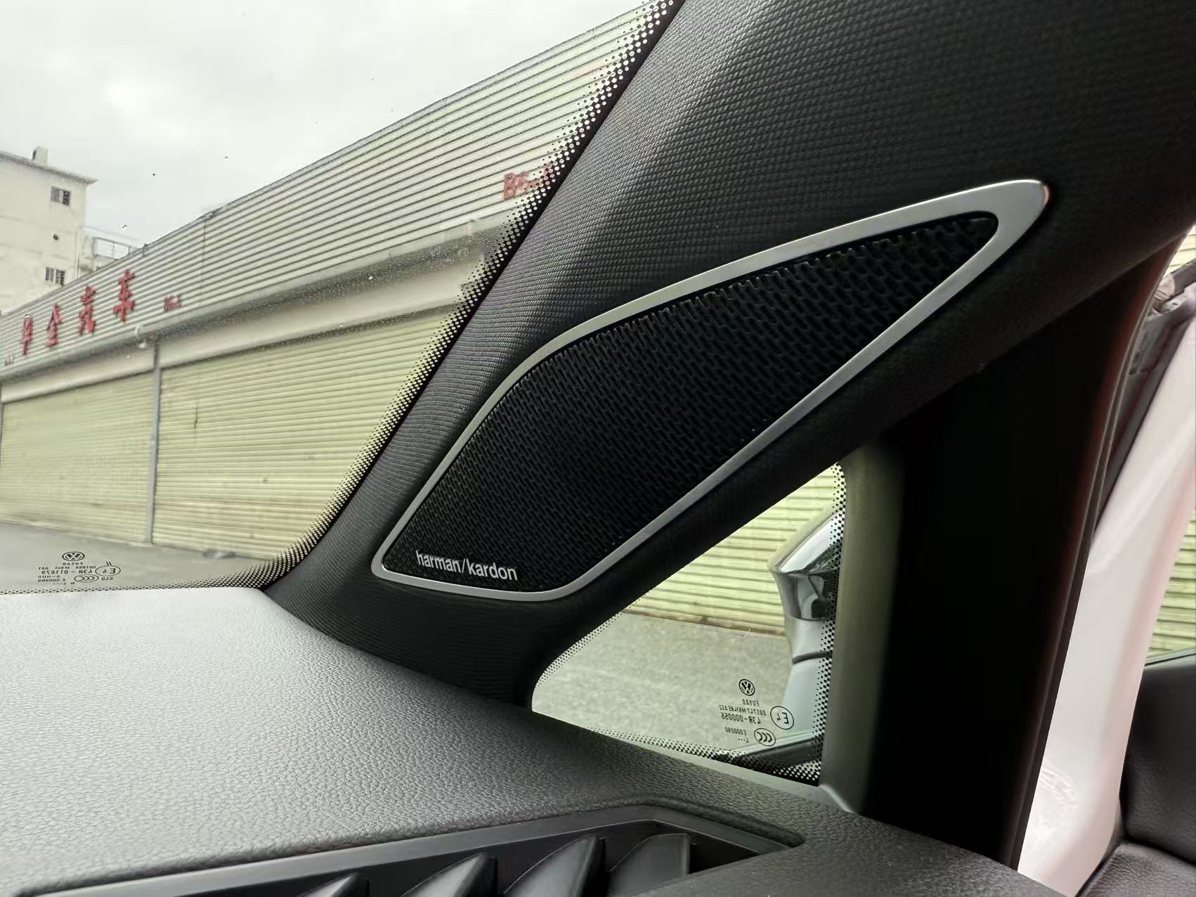 2024 VW GOLF thumbnail 9