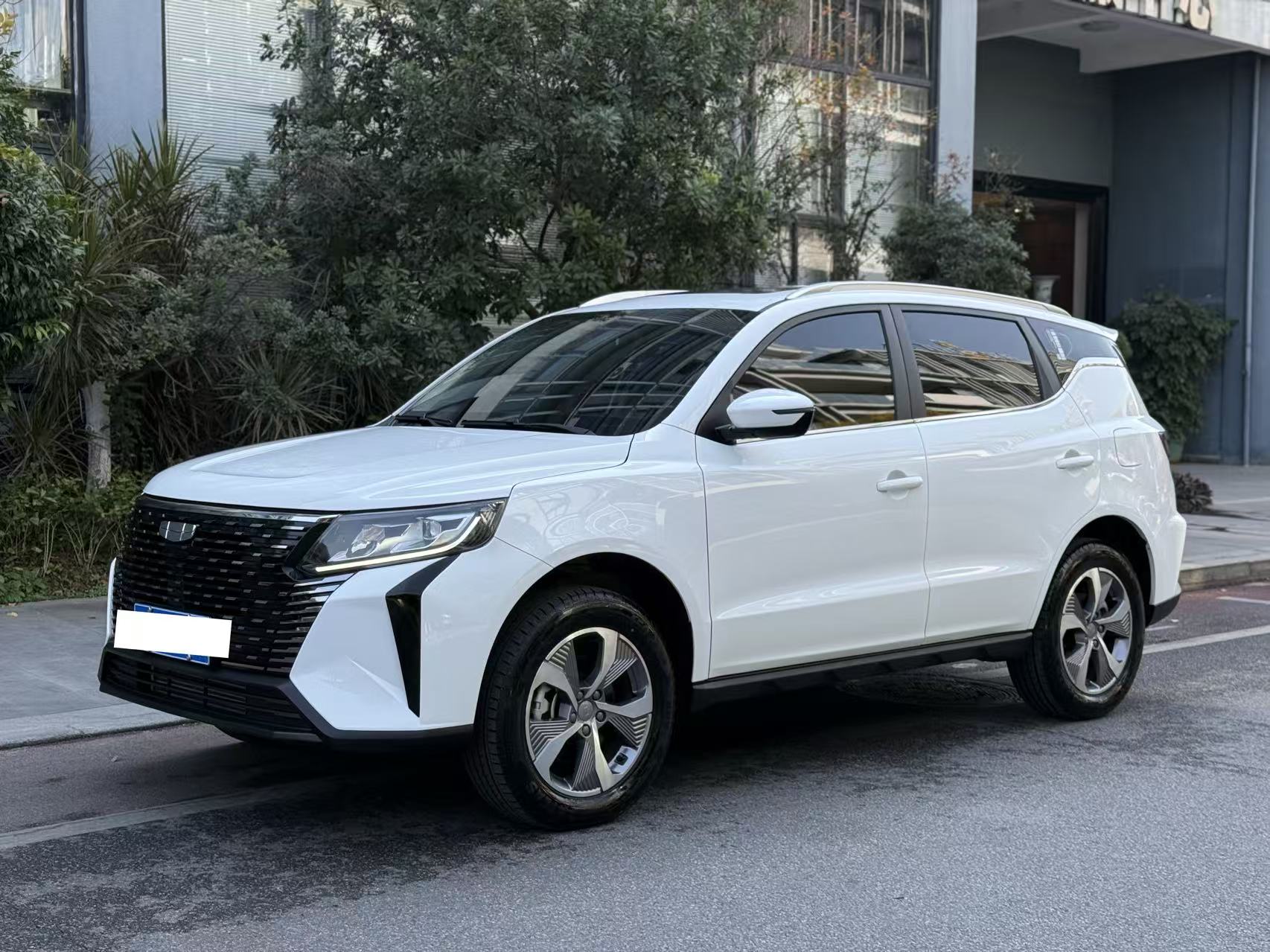 2024 GEELY OKAVANGO