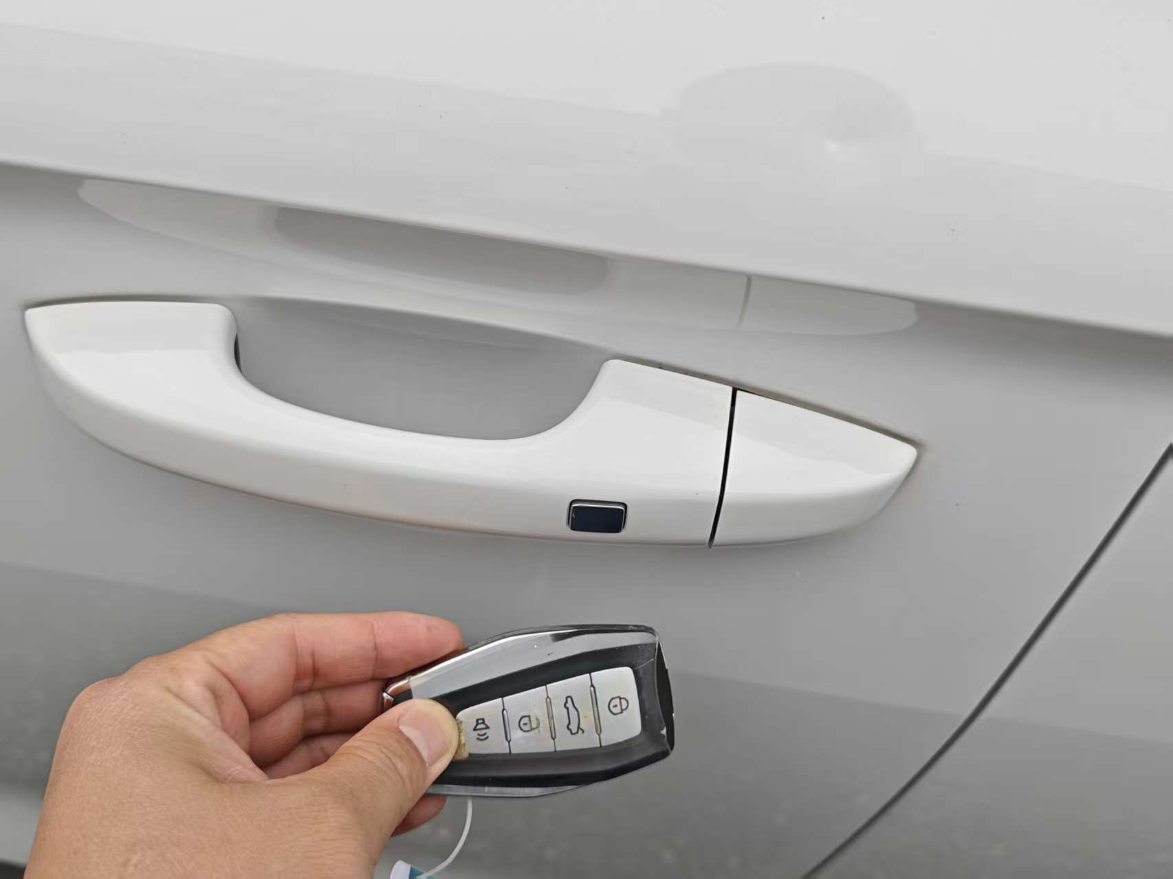 2024 GEELY EMGRAND thumbnail 10