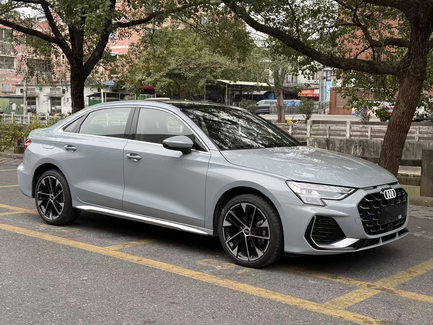 2024 AODI A3L thumbnail 3