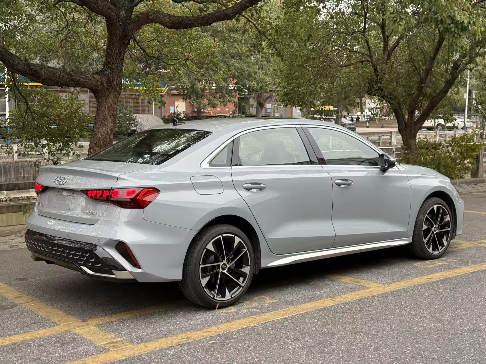 2024 AODI A3L thumbnail 4