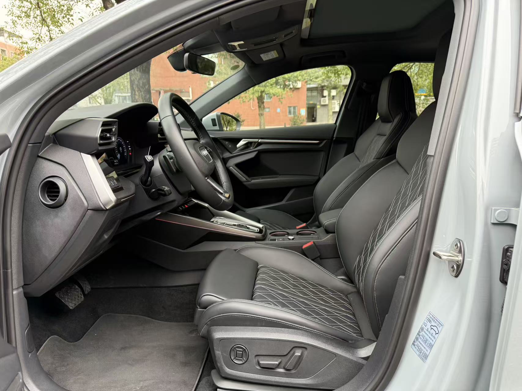 2024 AODI A3L thumbnail 10