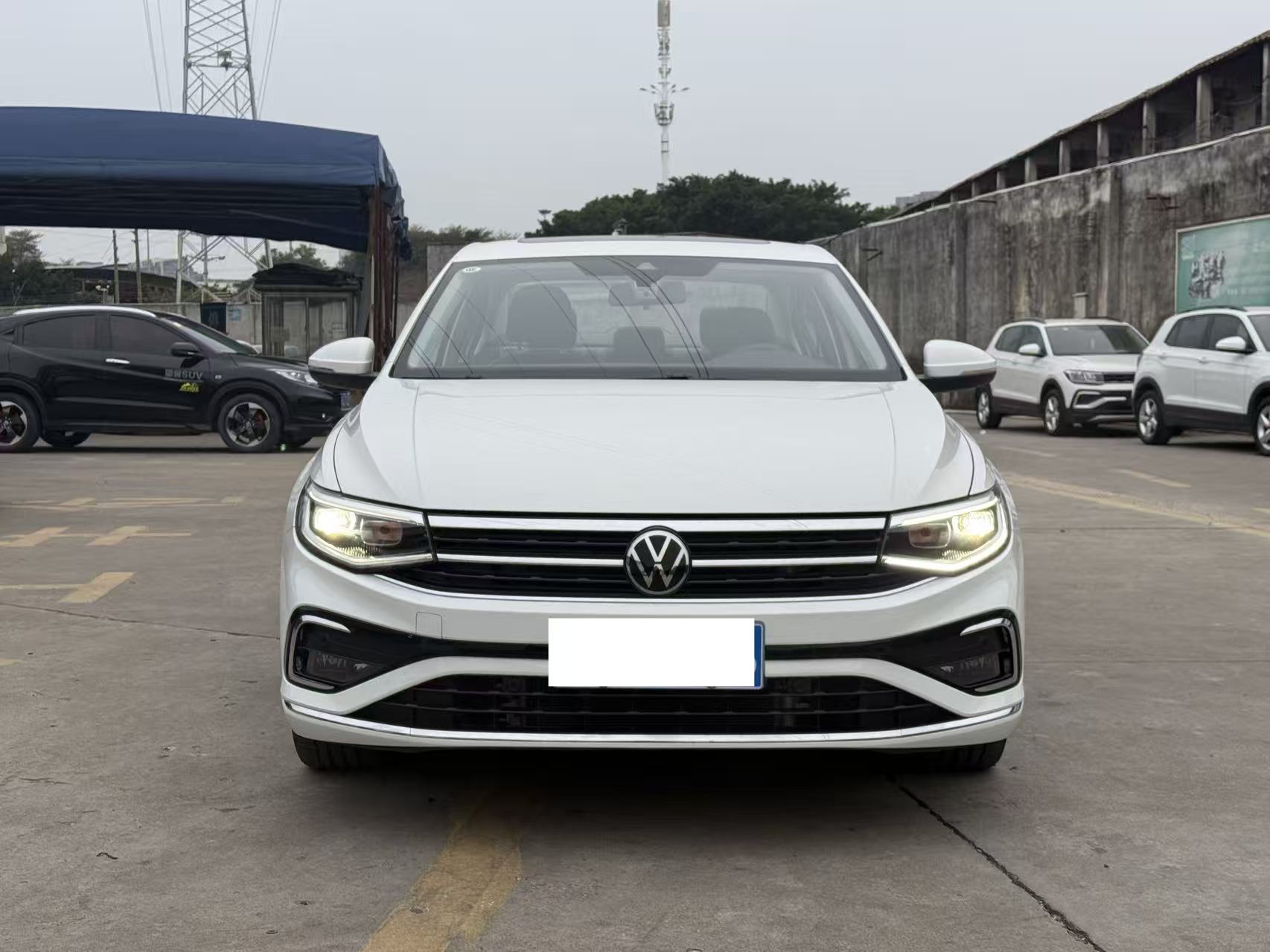 2024 VW BORA thumbnail 2