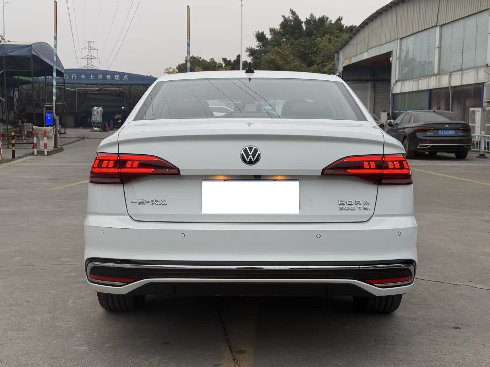 2024 VW BORA thumbnail 5